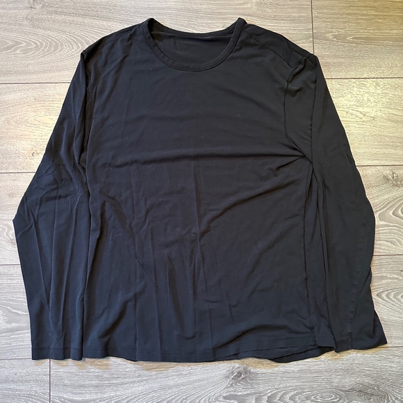 Lululemon Black Athletic Lightweight Longsleeve - Picture 1 of 3